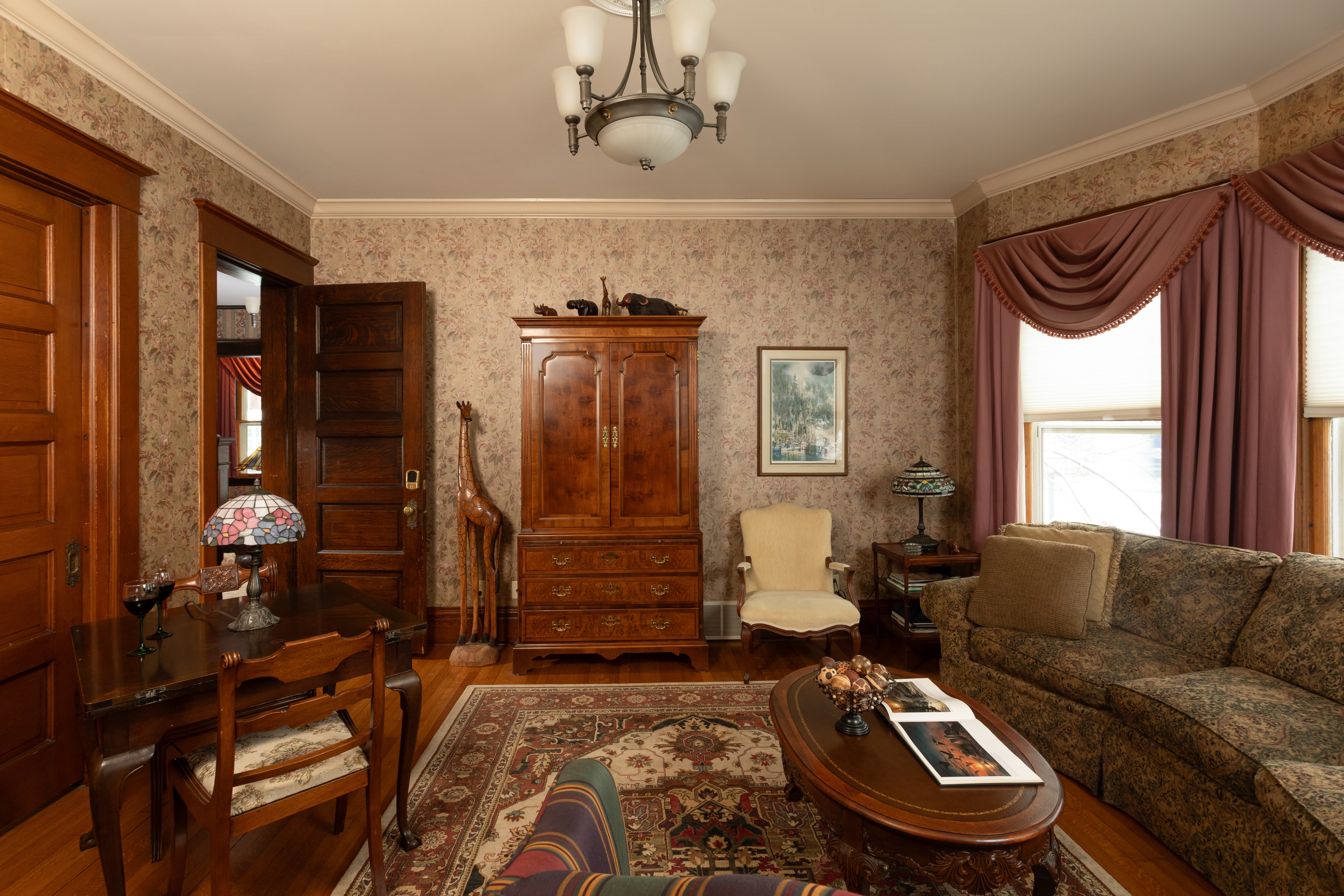 Private sitting room attached to the Master Suite